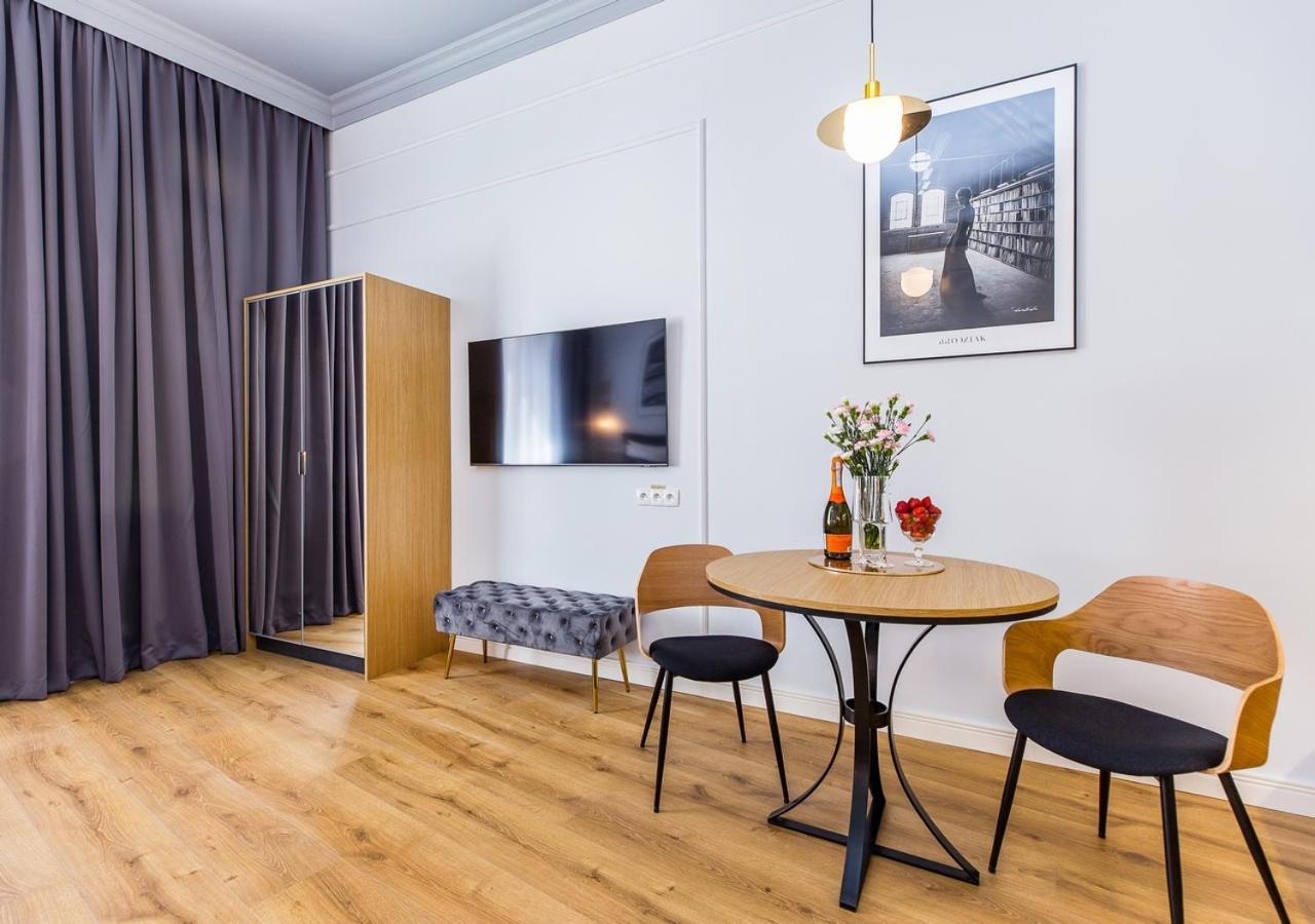 Bentis Luxury Apartments كراكوفيا المظهر الخارجي الصورة