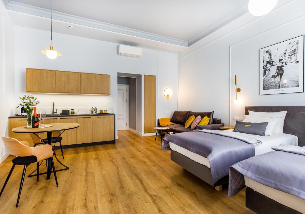 Bentis Luxury Apartments كراكوفيا المظهر الخارجي الصورة