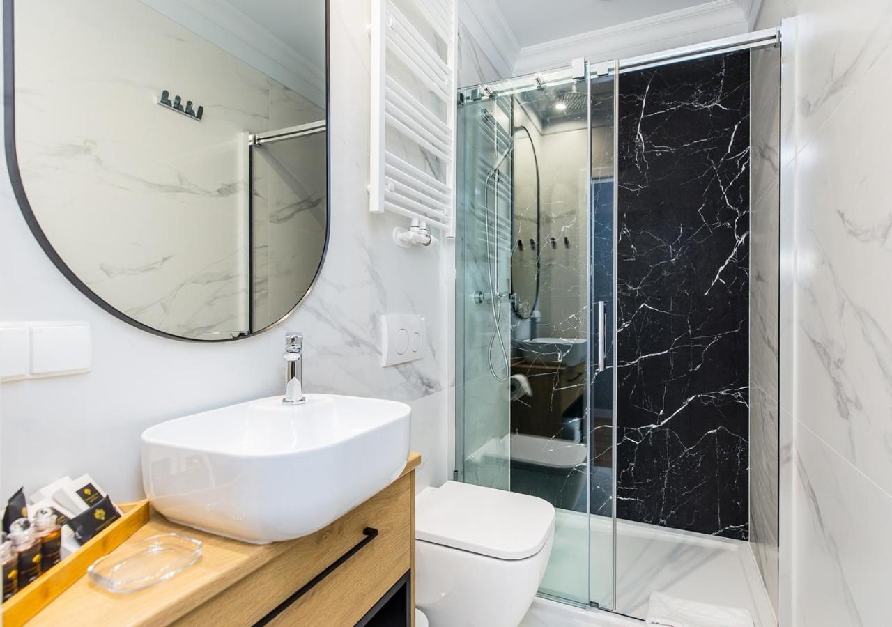 Bentis Luxury Apartments كراكوفيا المظهر الخارجي الصورة