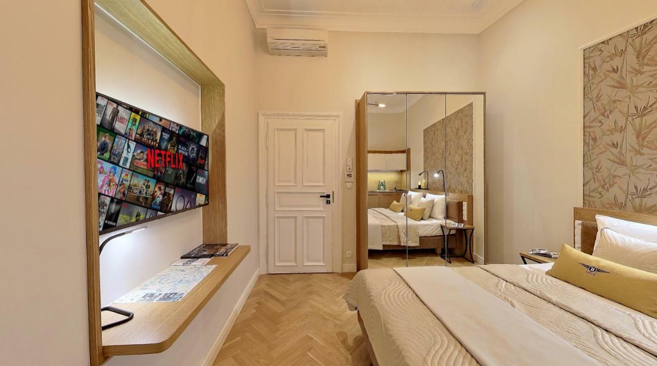 Bentis Luxury Apartments كراكوفيا المظهر الخارجي الصورة