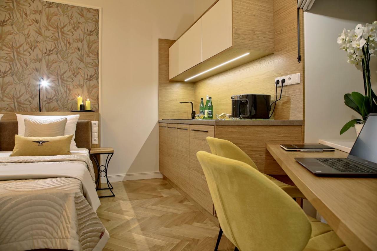 Bentis Luxury Apartments كراكوفيا المظهر الخارجي الصورة